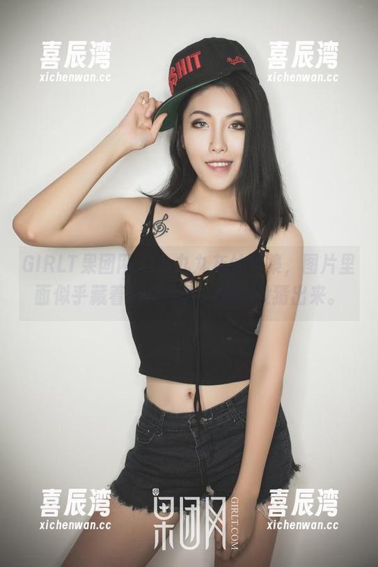 GIRLT果团网-小九九 GIRLT果团网 - 小九九灰丝合集,图片里面似乎藏着些小心思,但我没猜出来。