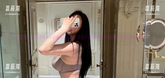 微密圈 - 只要有MIYA和银灰三角在，套图下载变得那么魔性继续追寻几何的梦吧！