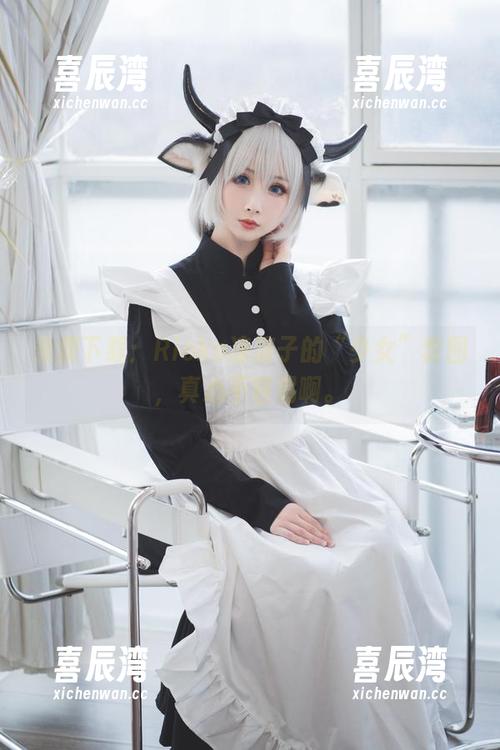 免费下载：Rioko凉凉子的“少女”套图，真心不容易啊。