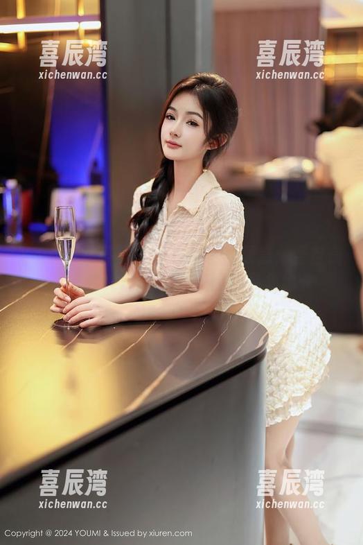 YouMi尤蜜荟 - 无法反击的诱惑：普吉岛上的尤妮丝Egg美图作品集锦