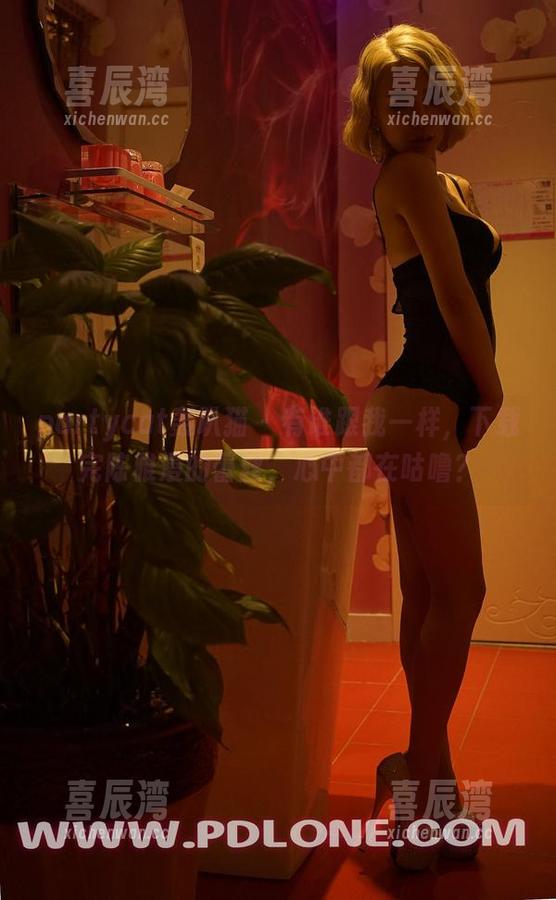 partycat轰趴猫 - 有谁跟我一样，下载完陈雅漫的蕾丝，心中都在咕噜？