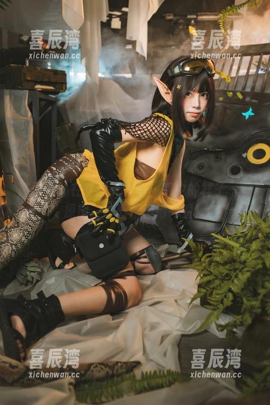 三无人型 高叉女仆在“三无人型”眼中的样子——原图、套图都值得一看!