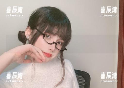 你十七鸽 女仆风?你十七鸽的套图竟然给人一种想去做个窝里陪伴的小想法...