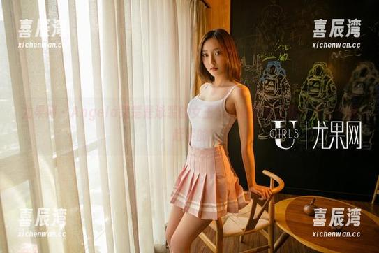 尤果网-Angela楚楚 尤果网 - Angela楚楚是泳装的女王,免费图集让你一次看个够,赶紧的!