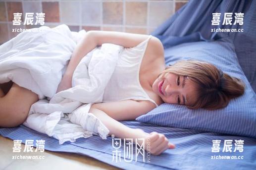 果团网 - 王语纯的一顿内衣秀，在在线平台上太直白了吧？