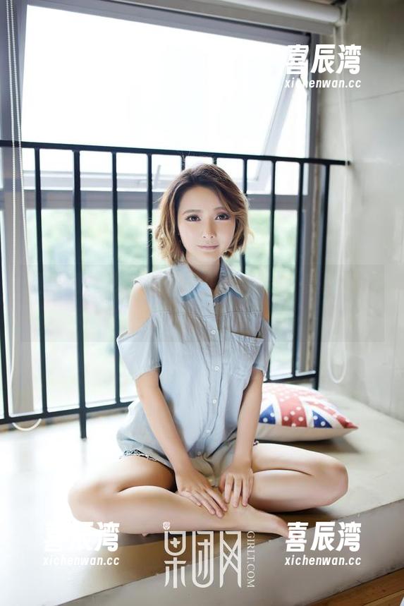 果团网-莫雅淇 果团网 - 少女感满分的连衣裙,莫雅淇的美图够不够看?