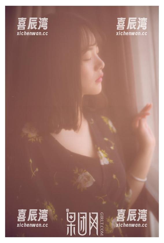 果团网-陈迪娅 果团网 - 作品展示了泳衣的从未有过的形式,陈迪娅,我只能说,你真会玩儿!