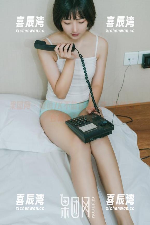 果团网-龚玥菲 果团网 - 谁说JK不能性感,龚玥菲的写真合集带你开眼!