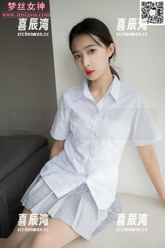 梦丝女神-香萱 梦丝女神 - 香萱专属的双马尾私拍,再不看美图就OUT啦!