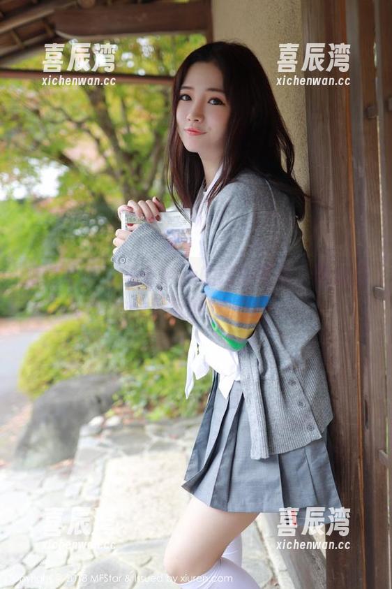 模范学院-美七Mia 模范学院 - 美七Mia的镂空写真,网盘里偷偷藏着的好东西!