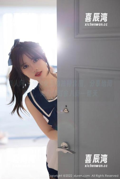 秀人网 - 允尔女王的独特套图，分享给闺蜜们，她们绝对会八卦一整天