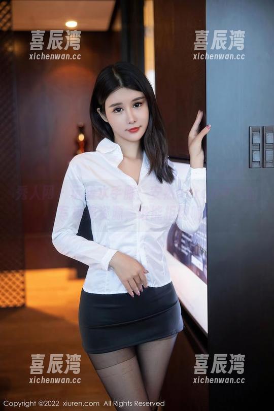 秀人网 - 玩转水手服：安然anran带来的写真集资源，谁能拒绝呢？