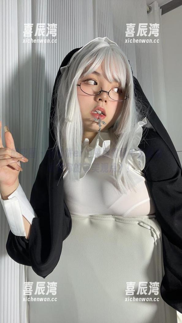 葱油饼er 微密圈 - 葱油饼er的免费露背毛衣资源,颠覆你的审美观点?!